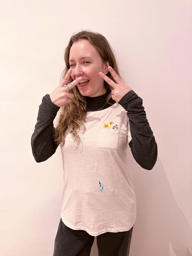 T-shirt rose pâle à fleurs