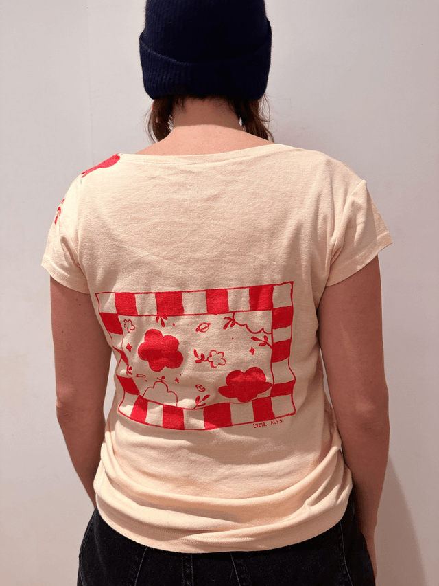 T-shirt rose motif rouge