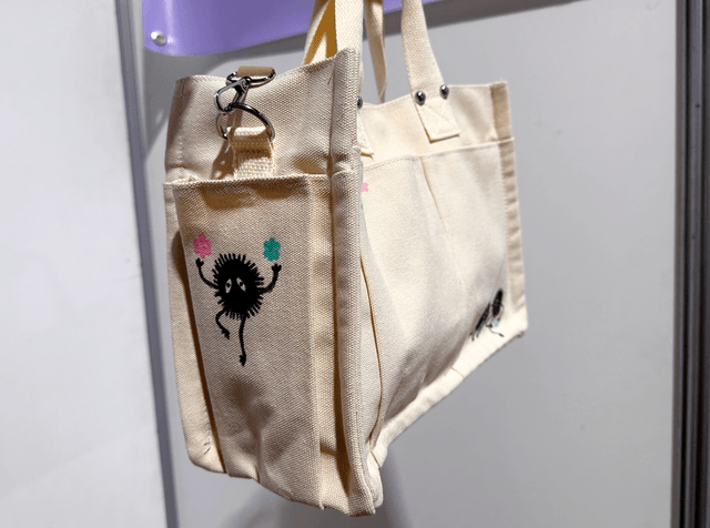 Sac motif Susuwatari - Mon voisin Totoro - Le Voyage de Chihiro 